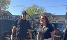  Andy Kahan of Crime Stoppers Houston stands with Harris County District Attorney Kim Ogg. Picture from Harris County District Attorney office/Facebook. Via Bolts